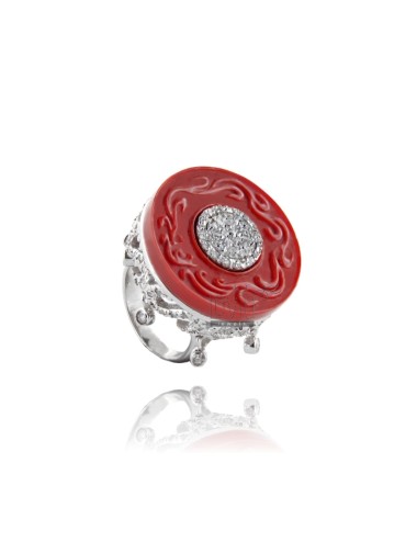 Runder ring mit roter...
