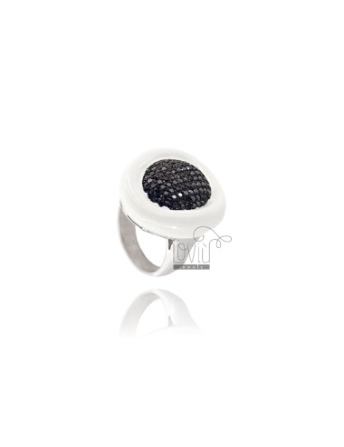 Oval ring with white enamel...