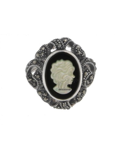 Cameo ring of onyx and...