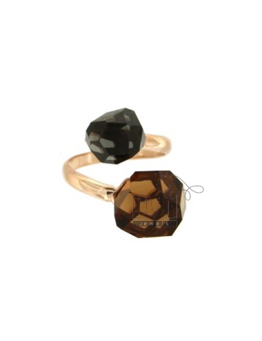 Contrarie ring with faceted...